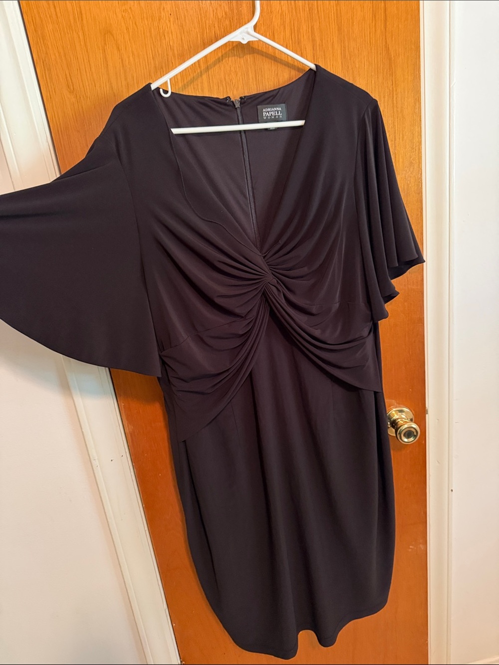 Adrianna Papell  cocktail dress classic Black Twist-Front Midi Dress 20 w
